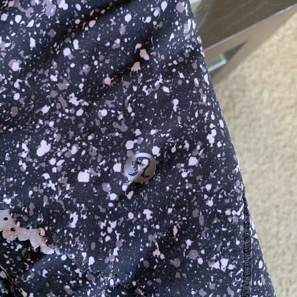 🍋 Lululemon Fast As Light Shorts - Picture 7 of 7